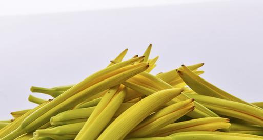 黄花菜是什么菜？它有哪些营养价值和食用方法？